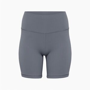 Aritzia TNA Tnalife Atmosphere Hi-rise 7" Short XS